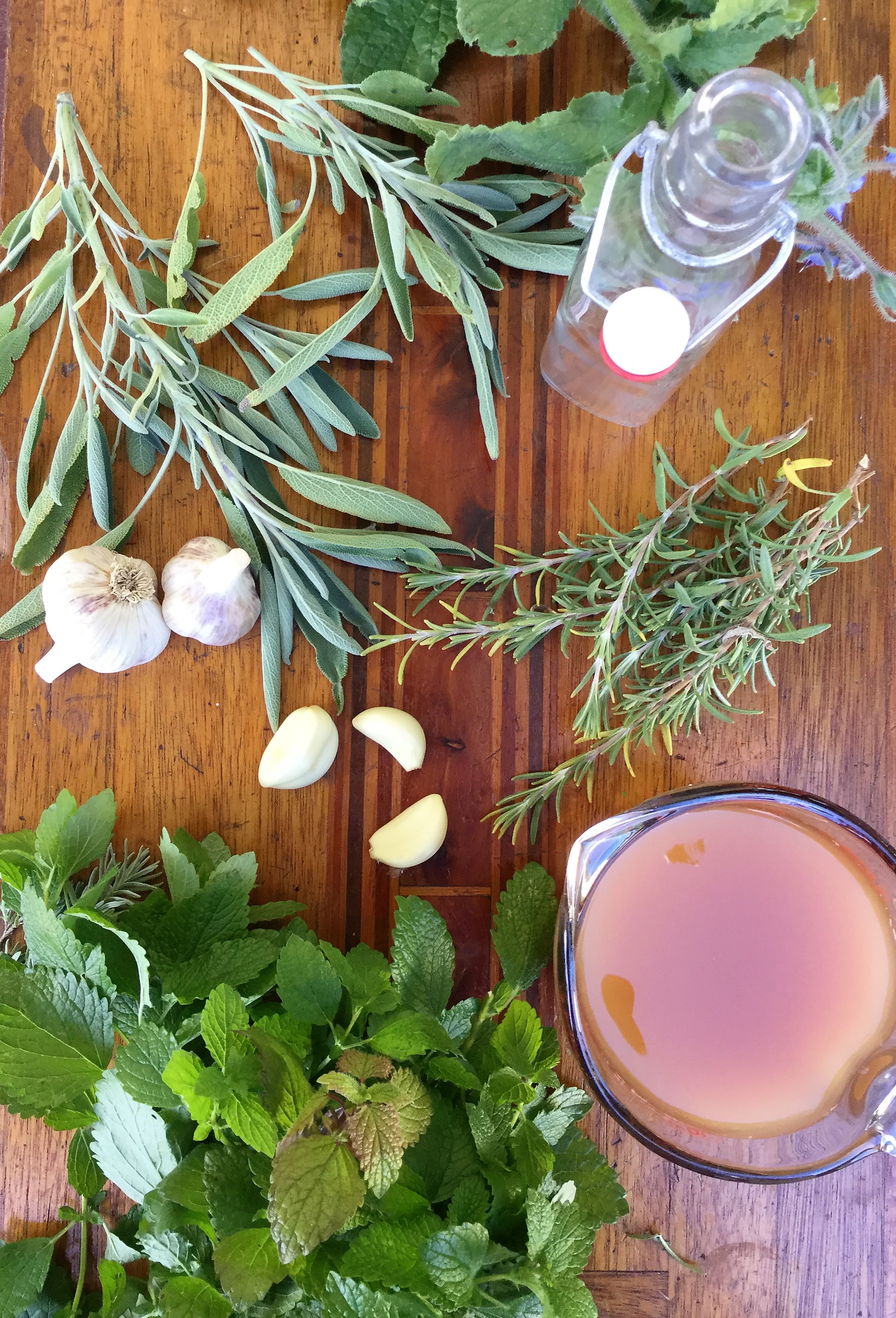 How to Make Herbal Vinegar Raw Vegan Healthy Recipes DIY