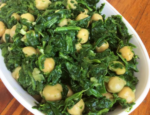 Sauteed Spinach with Garlic and Chickpeas | Vegan | Gluten Free | Healthy Eating Recipes | Vegetables | Healthy Dinner |