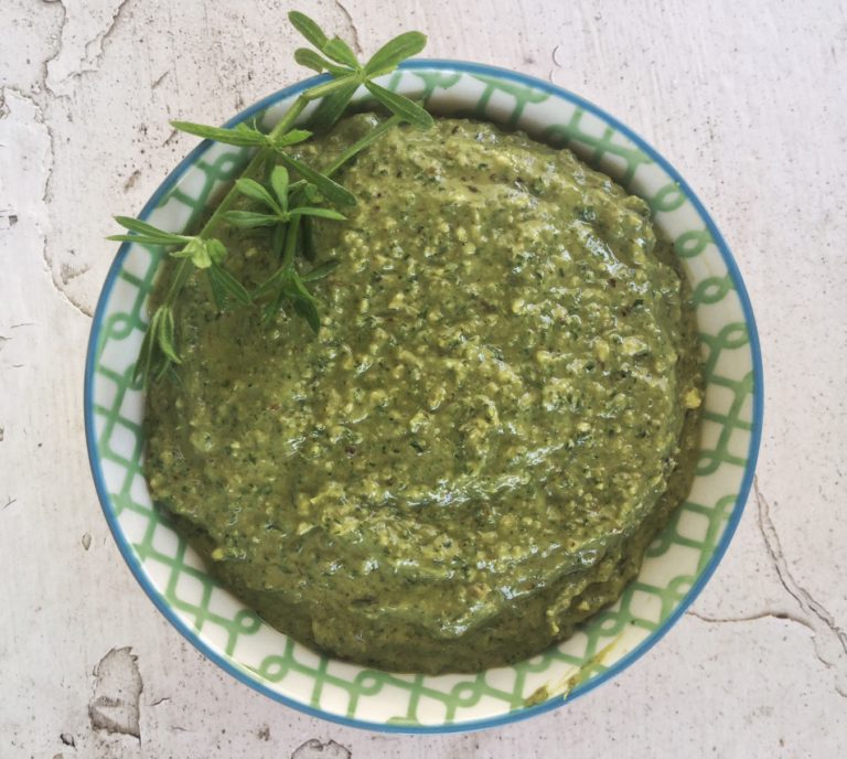 5 Ways to Use Fresh Cleavers As a Spring Tonic My Healthy Homemade Life