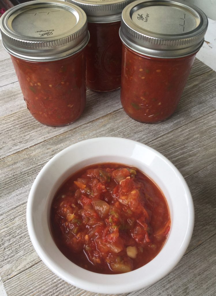 How to Make The Best Homemade Salsa with fresh tomatoes (for Canning) | Healthy Recipe | Preserving | My Healthy Homemade Life